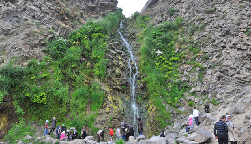 آبشار گورگور خیاوچای اردبیل