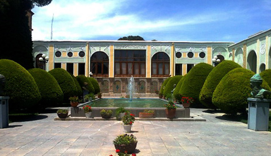 گنجینهٔ هنرهای تزئینی اصفهان