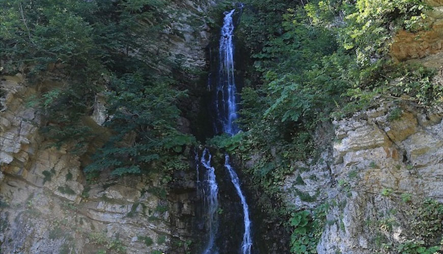 آبشار آلوچال سمنان