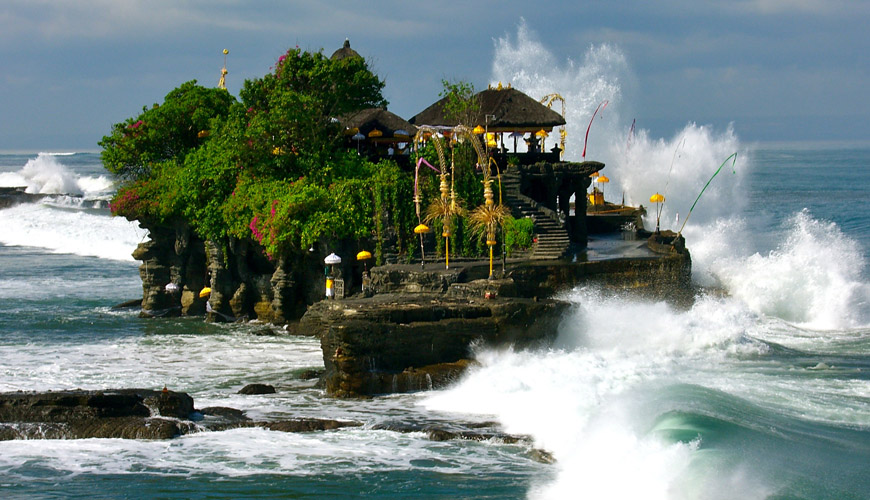 معبد لوط (Tanah Lot)بالی